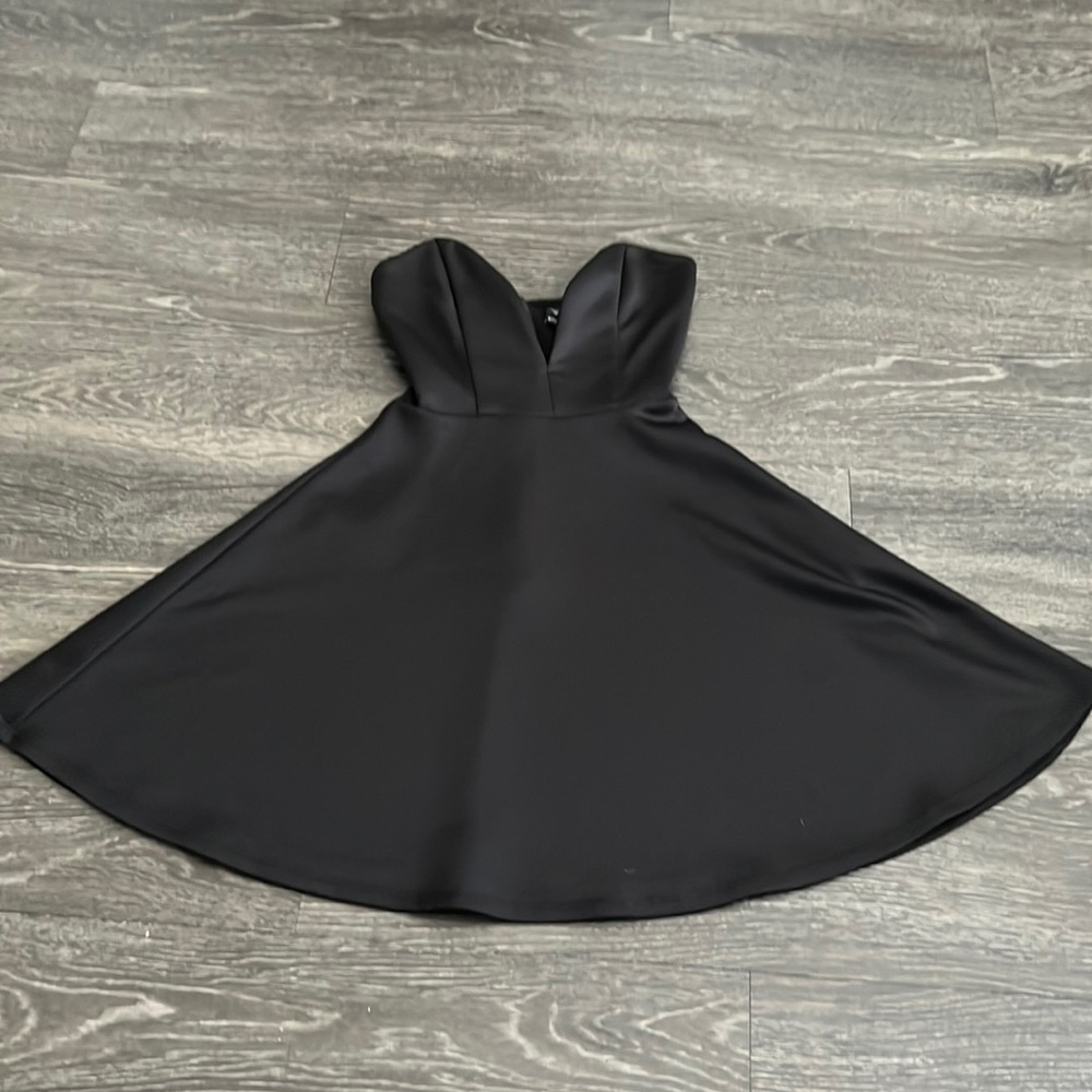 Black strapless dress